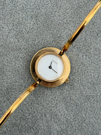 Vintage 1100L Gucci Watch