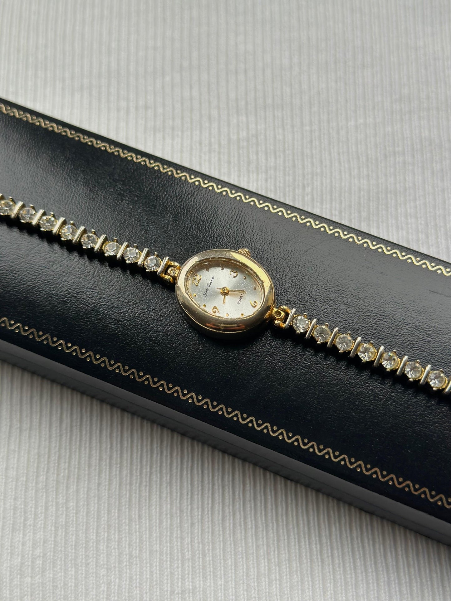 Vintage Yues Renoir Uhr