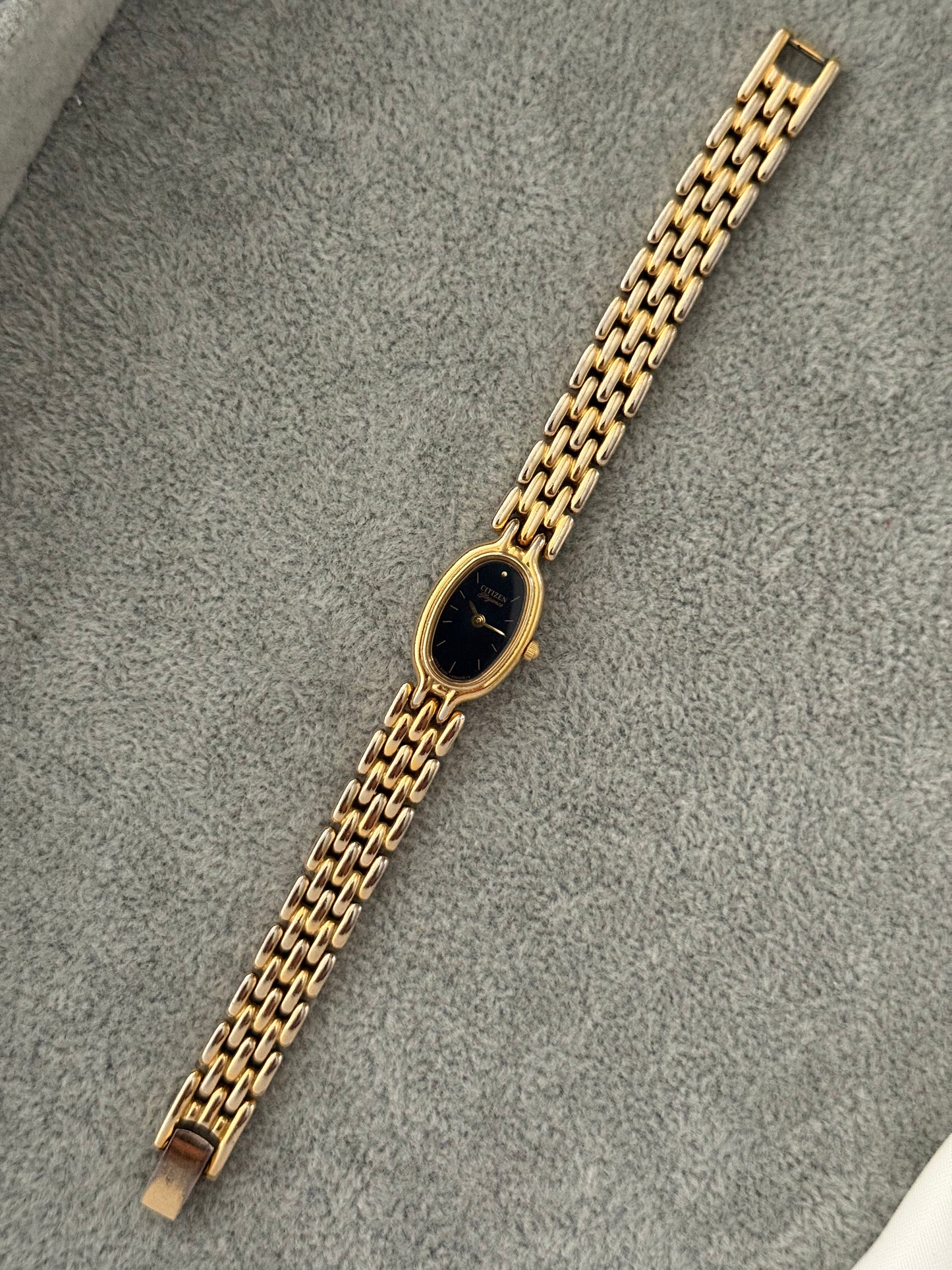 NW Dainty Vintage Citizen Elegance Watch