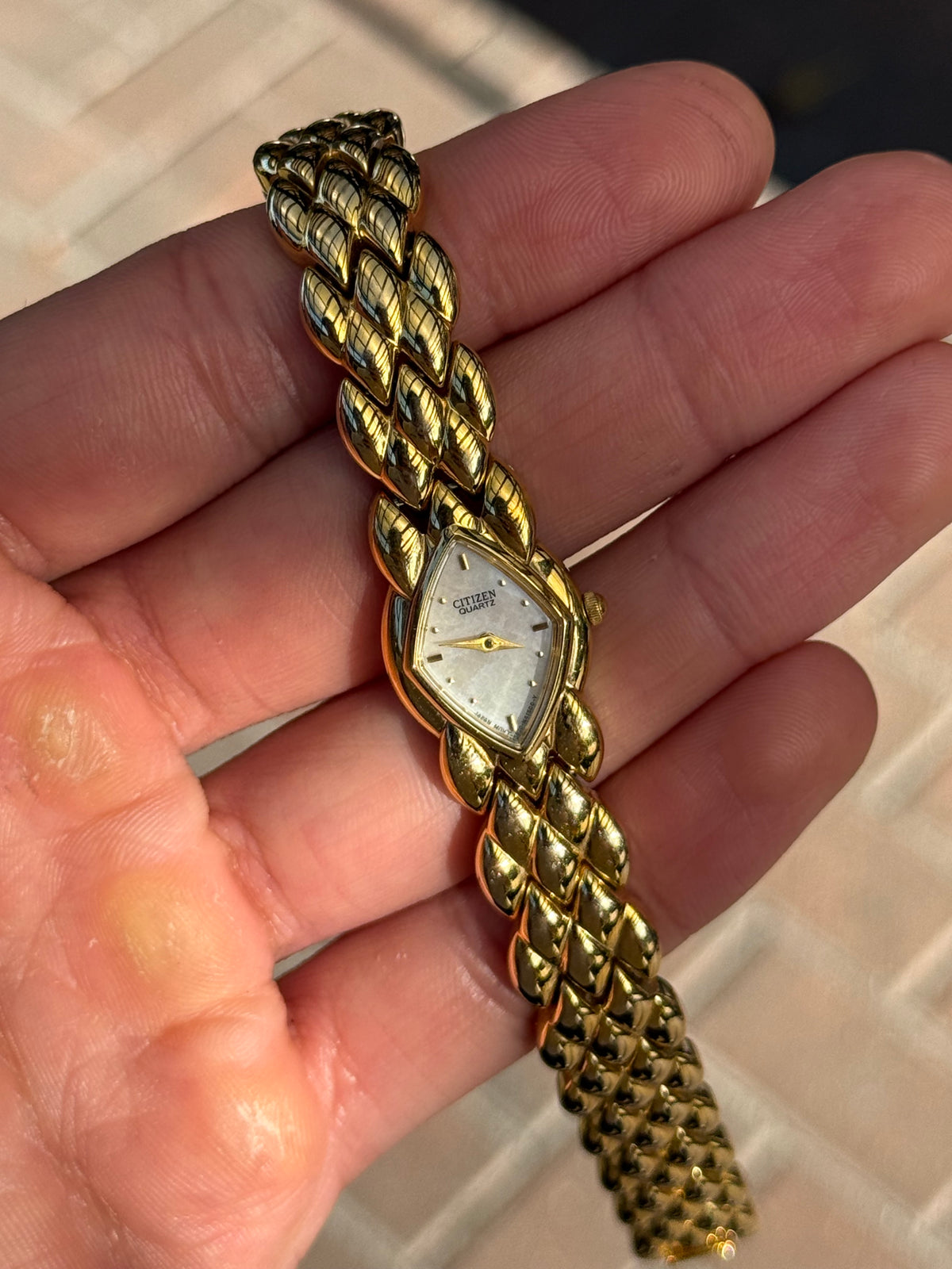 Vintage Citizen Golden Leaf Bracelet Watch with Mother of Pearl Dial