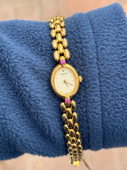 Rare Vintage 80’s Ruby Gem Seiko Watch 1E20-6140