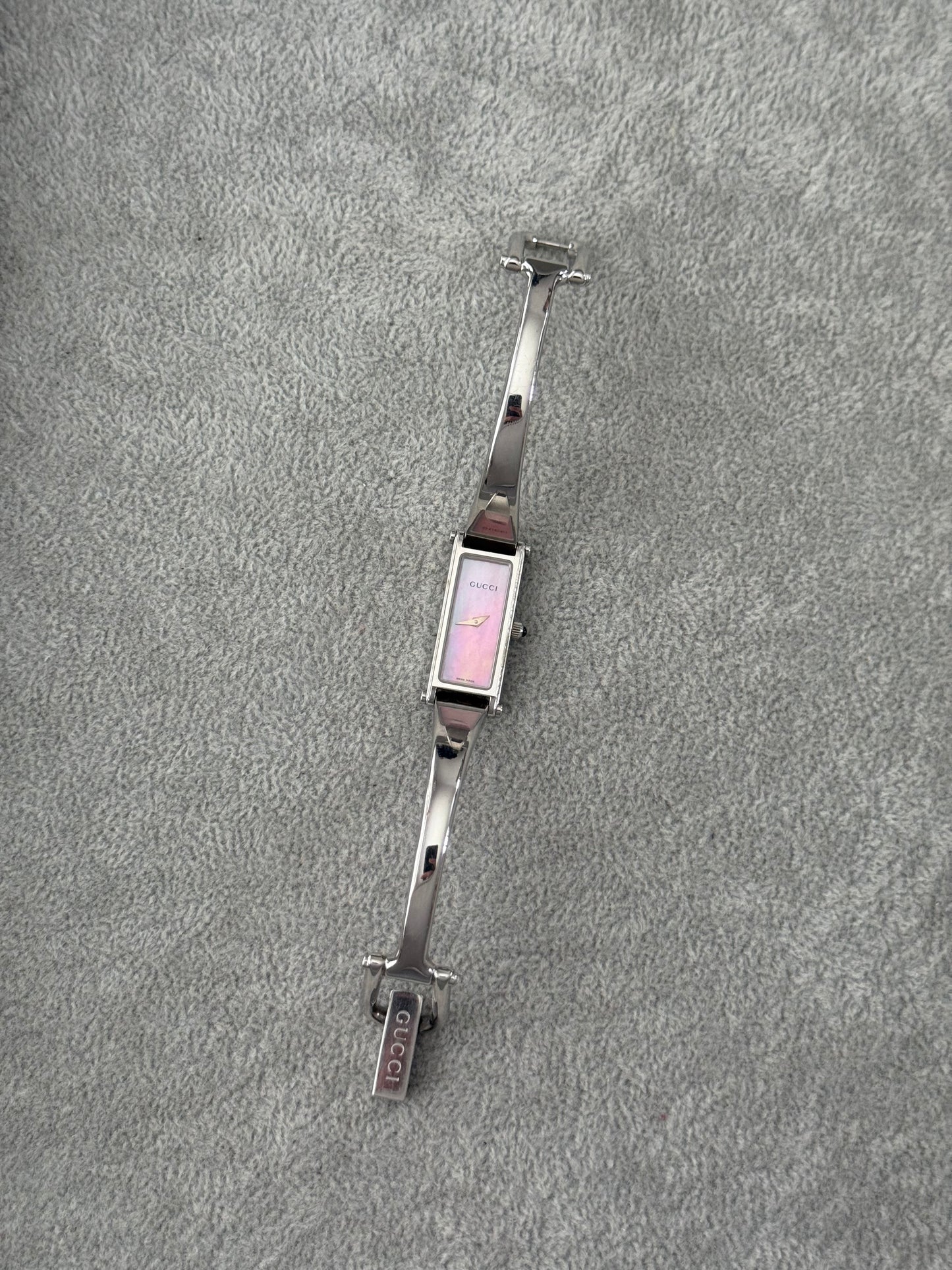 Gorgeous Vintage 1500L Gucci Watch