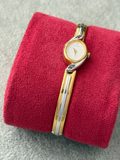 Vintage 1988 Two-Tone Gem Seiko Watch 1E20-6230