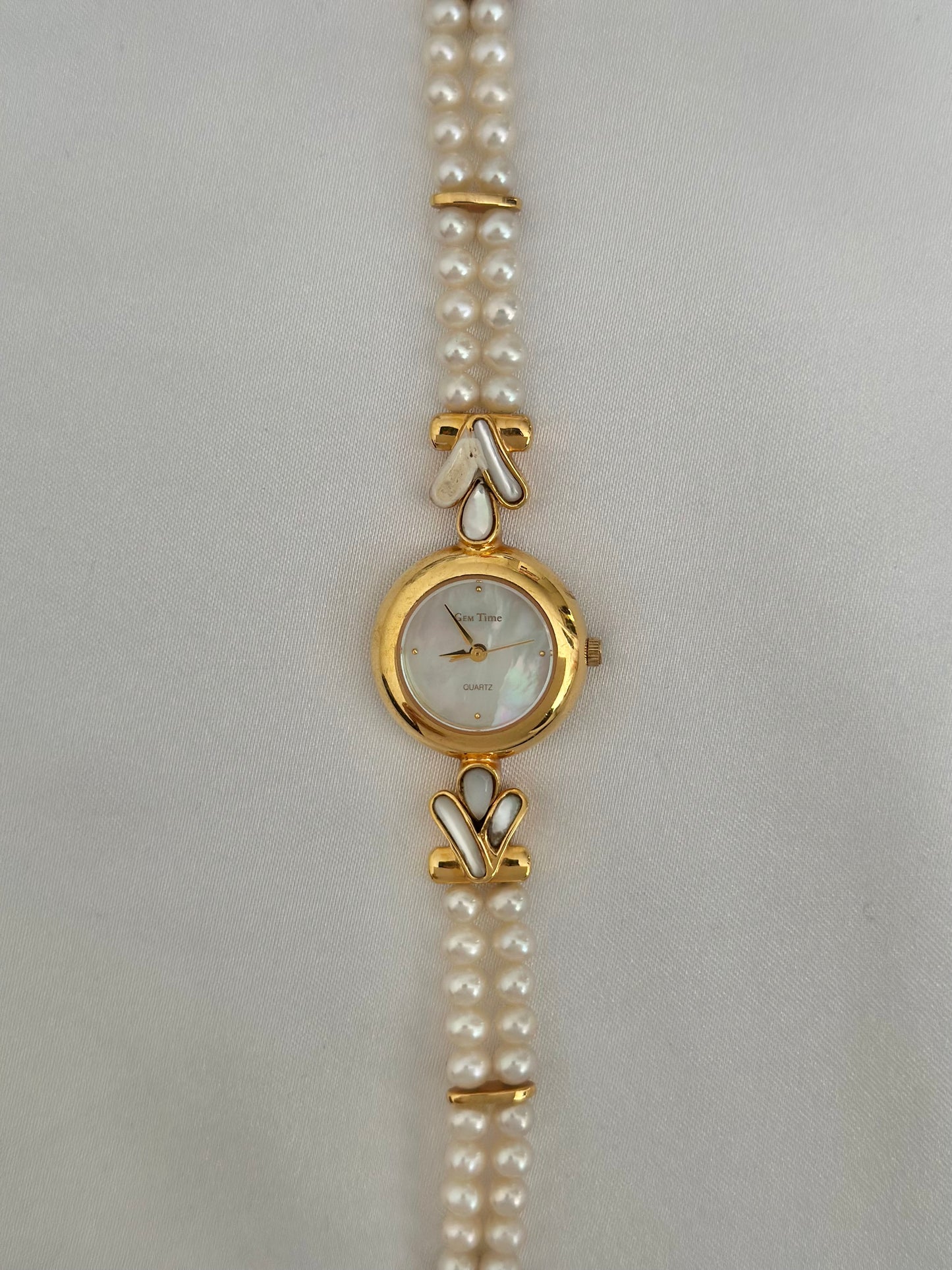 Vintage Pearl Watch