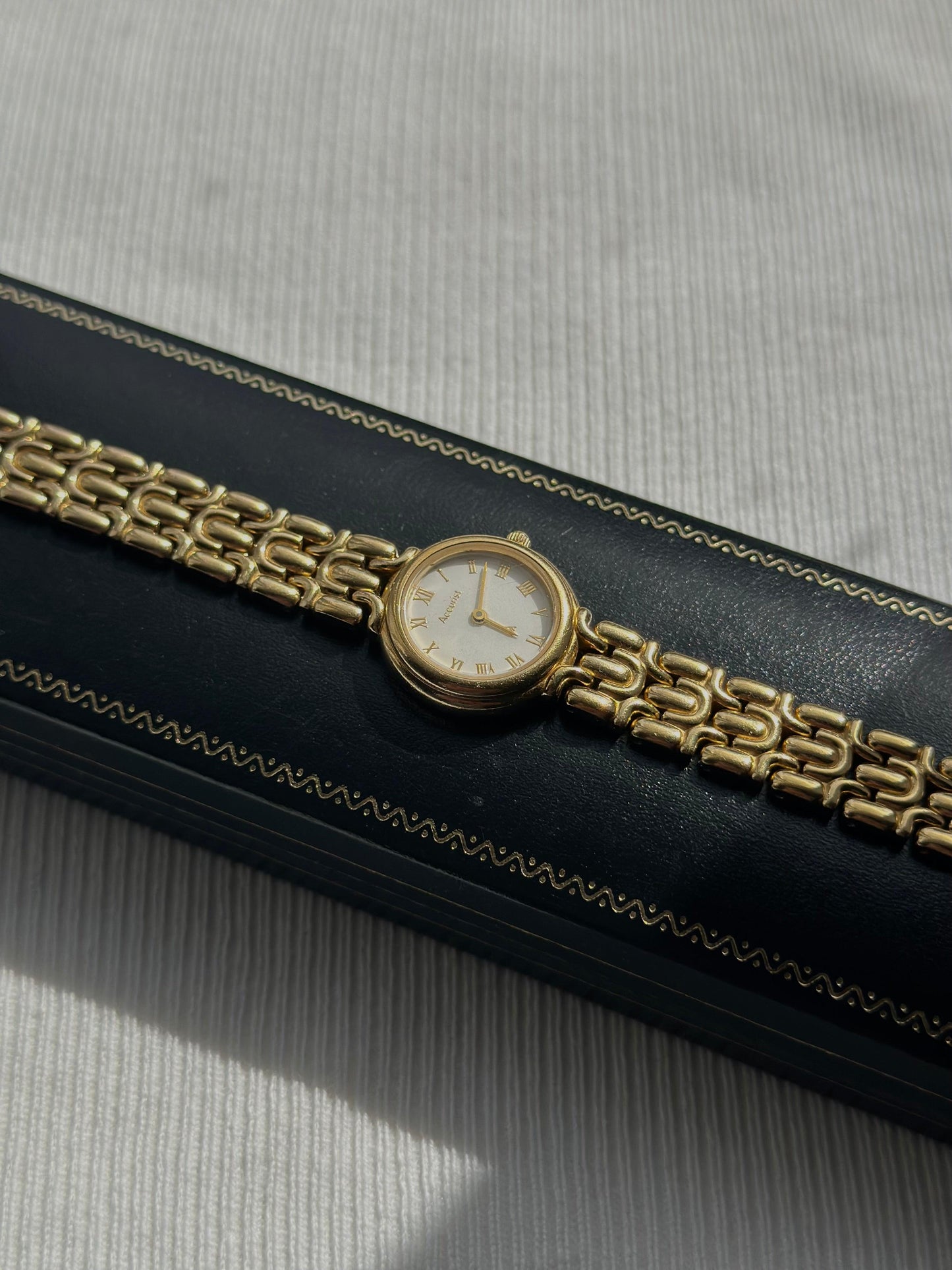 Vintage Accurist Watch