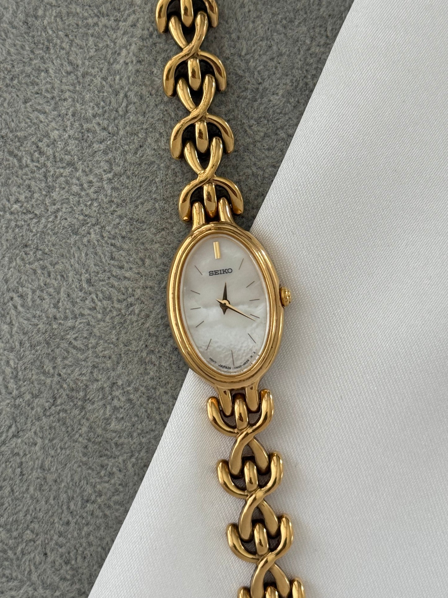 Vintage Mother Of Pearl Seiko Watch