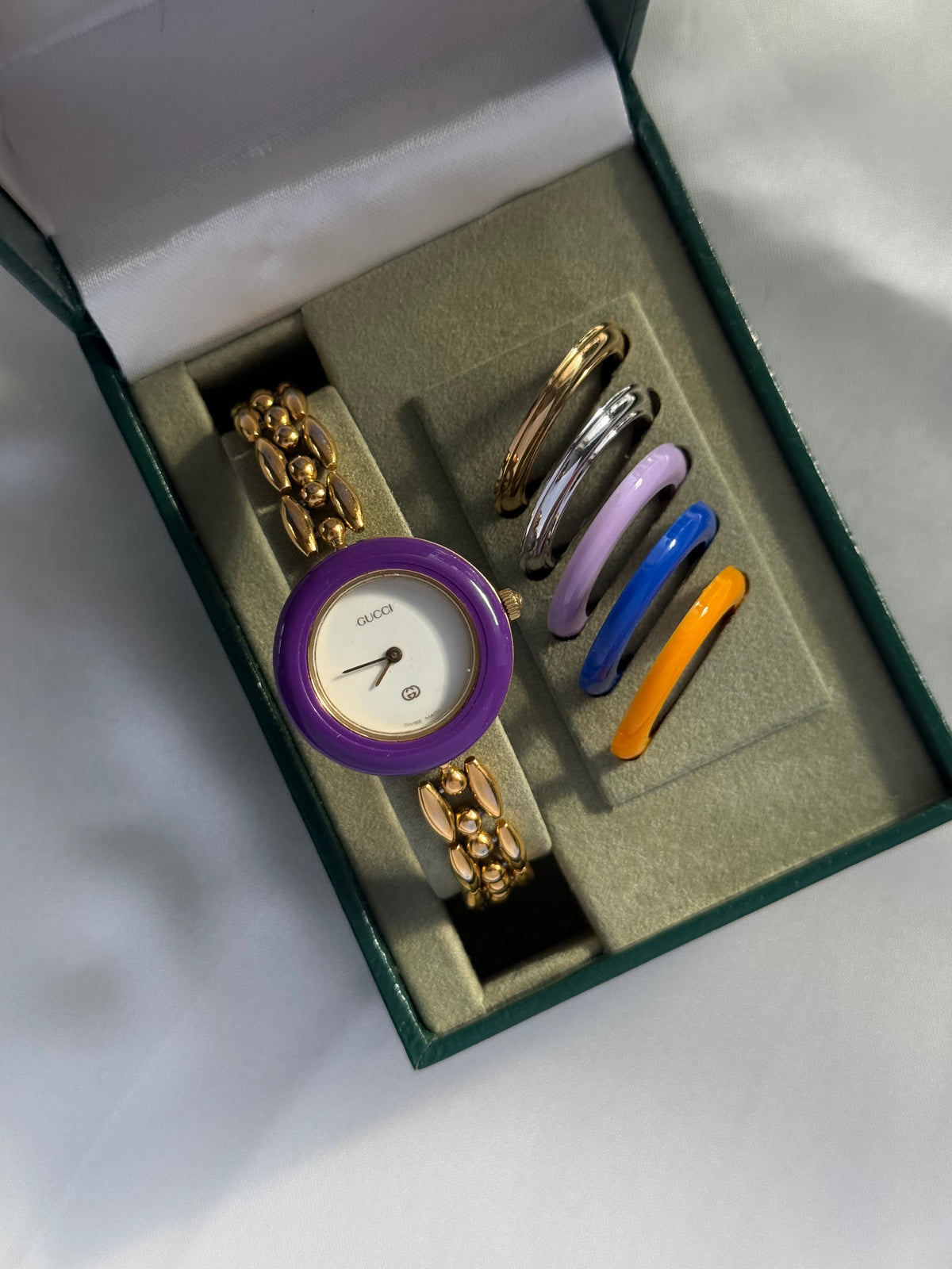Vintage Gucci 1200L Watch with 6 Interchangeable Bezels