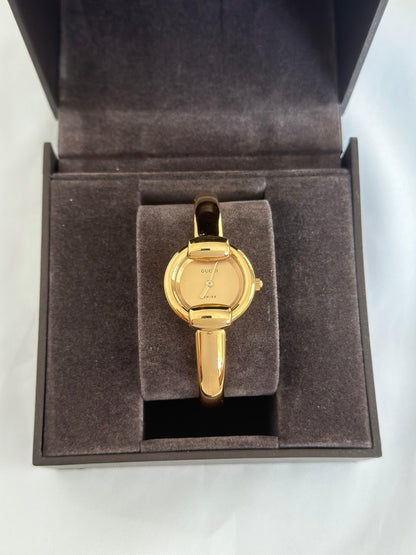 Vintage 1400L Gucci Watch