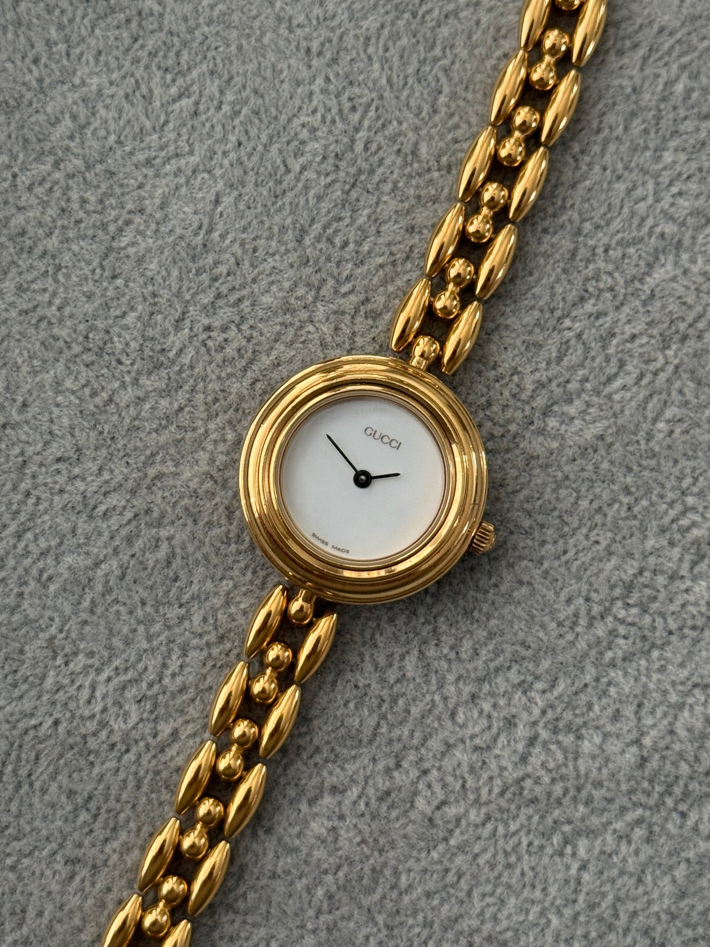Vintage Gucci 1200L Watch