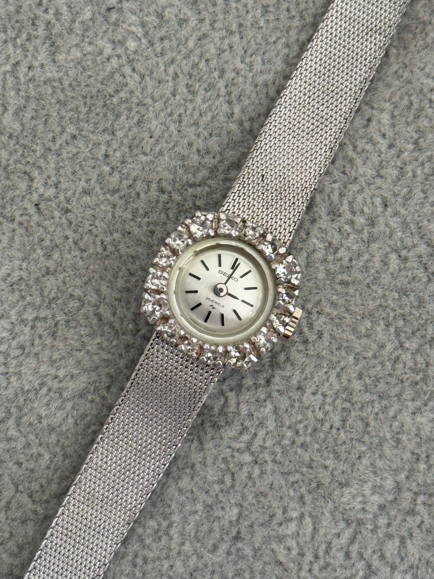 Vintage Mechanical Seiko Watch 20 Jewels