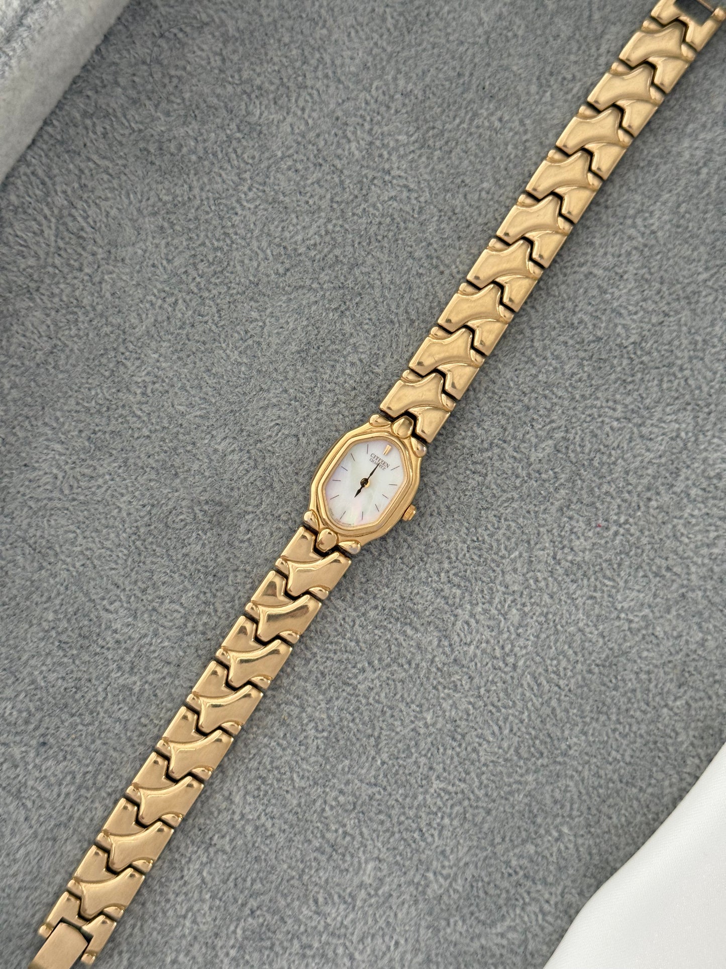 Vintage Mother of Pearl Citizen Watch