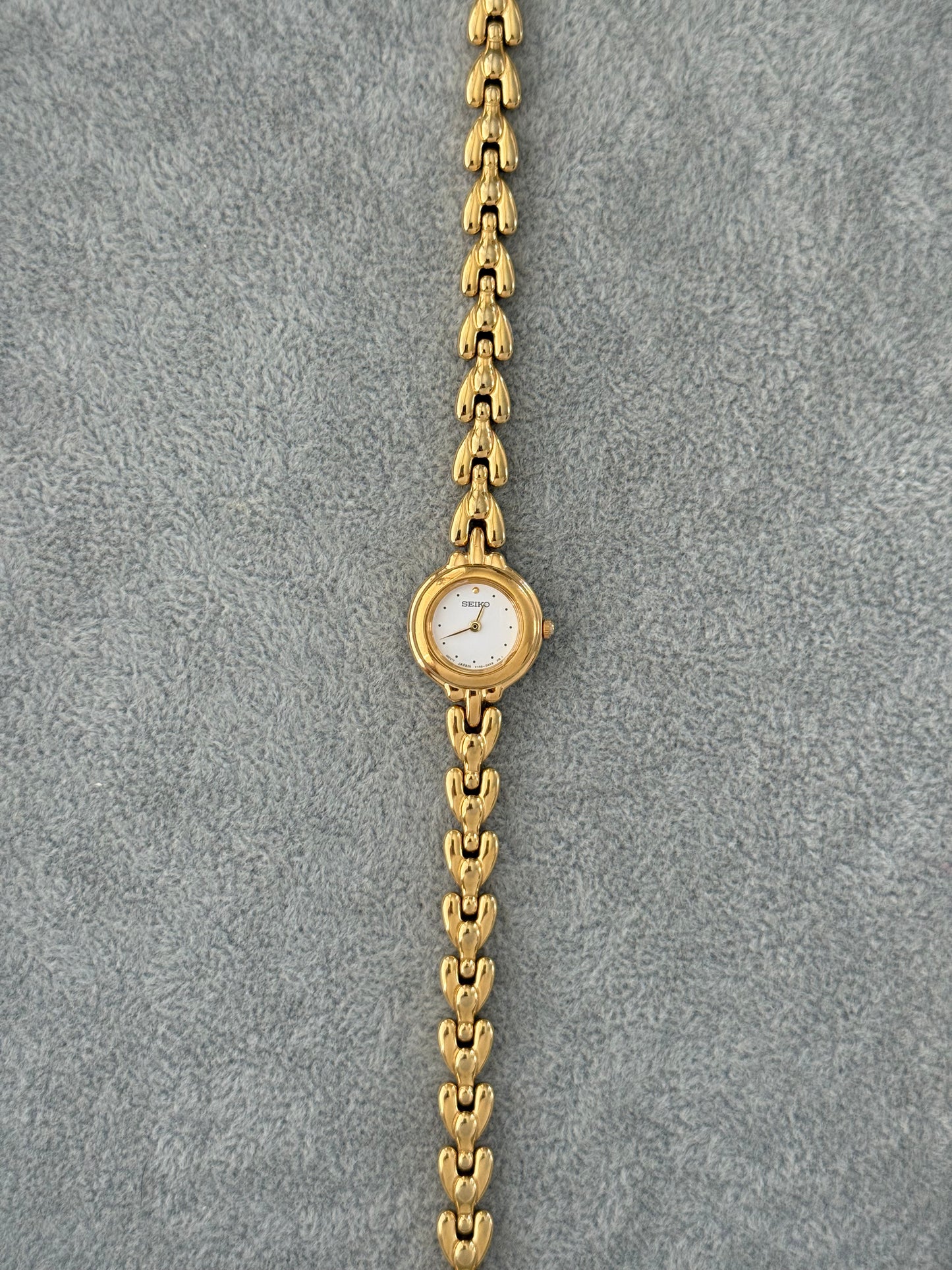 Vintage Dainty Seiko Watch Set