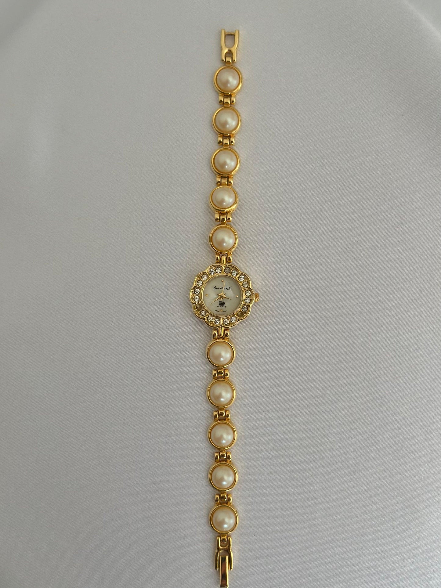 Vintage Pearl Watch