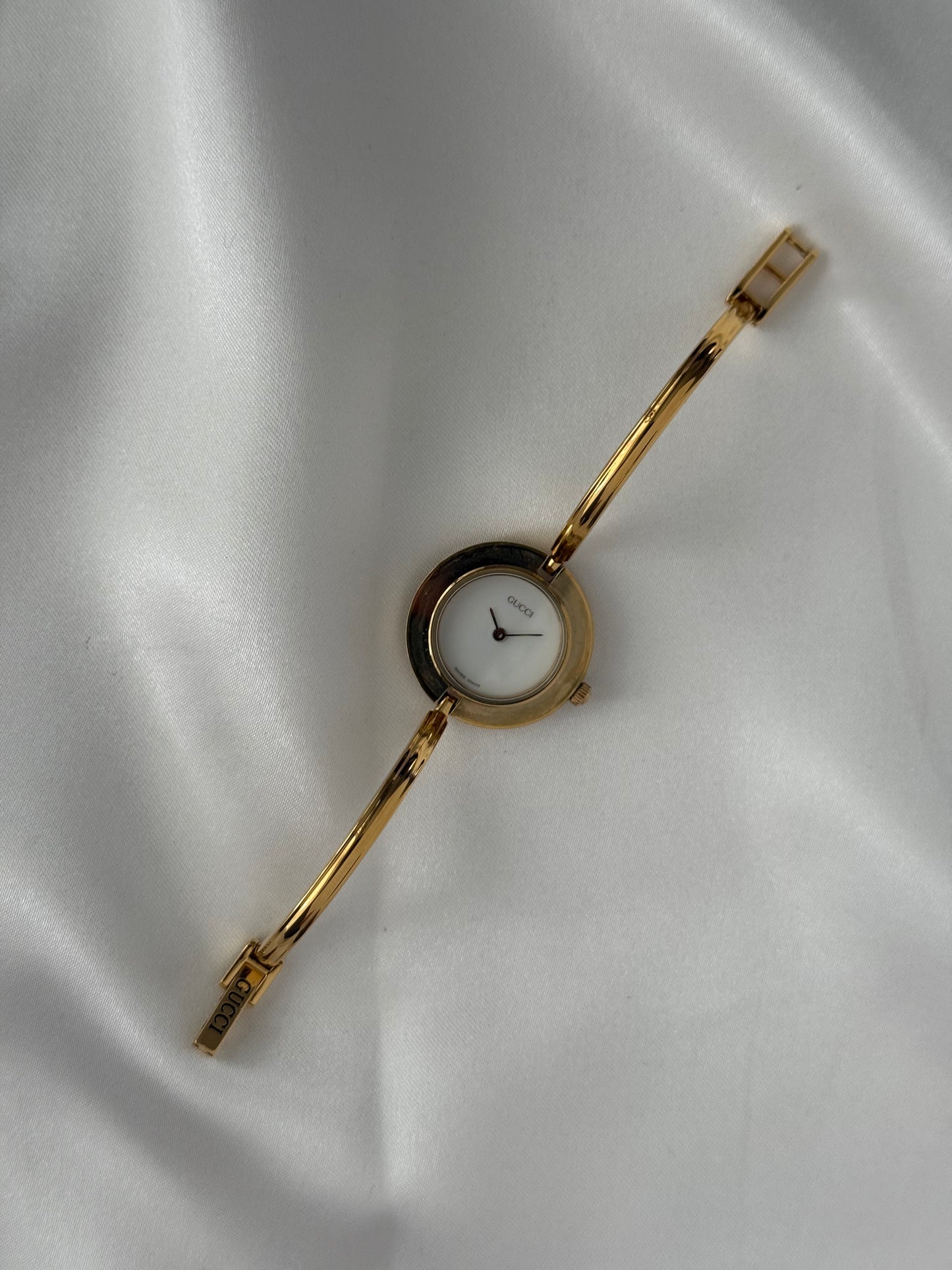 Vintage 1100L Gucci Watch