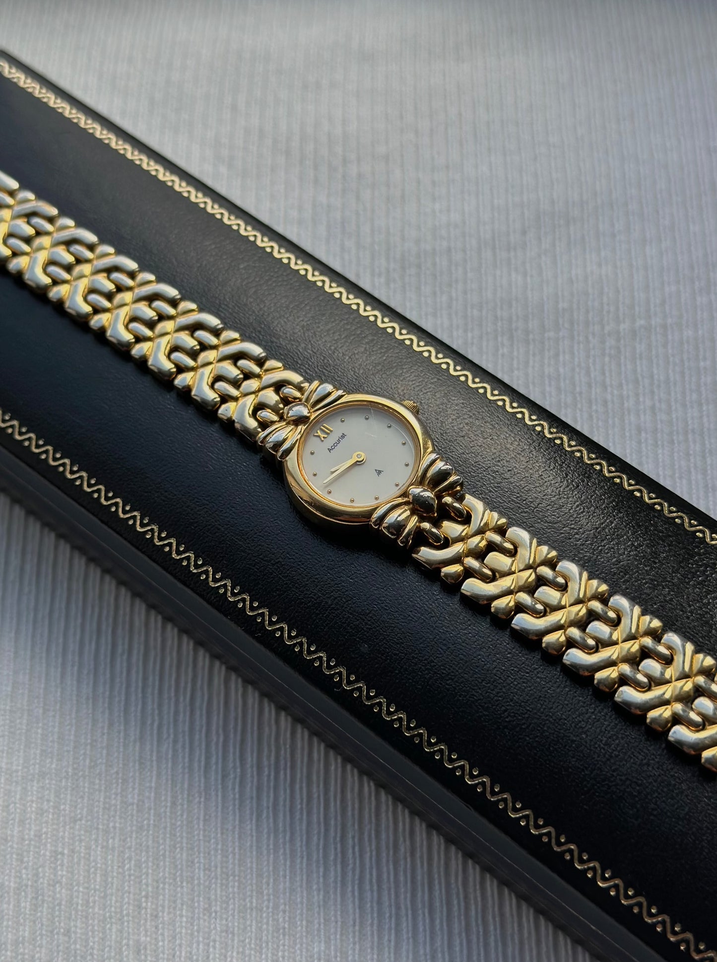 Vintage Accurist Watch